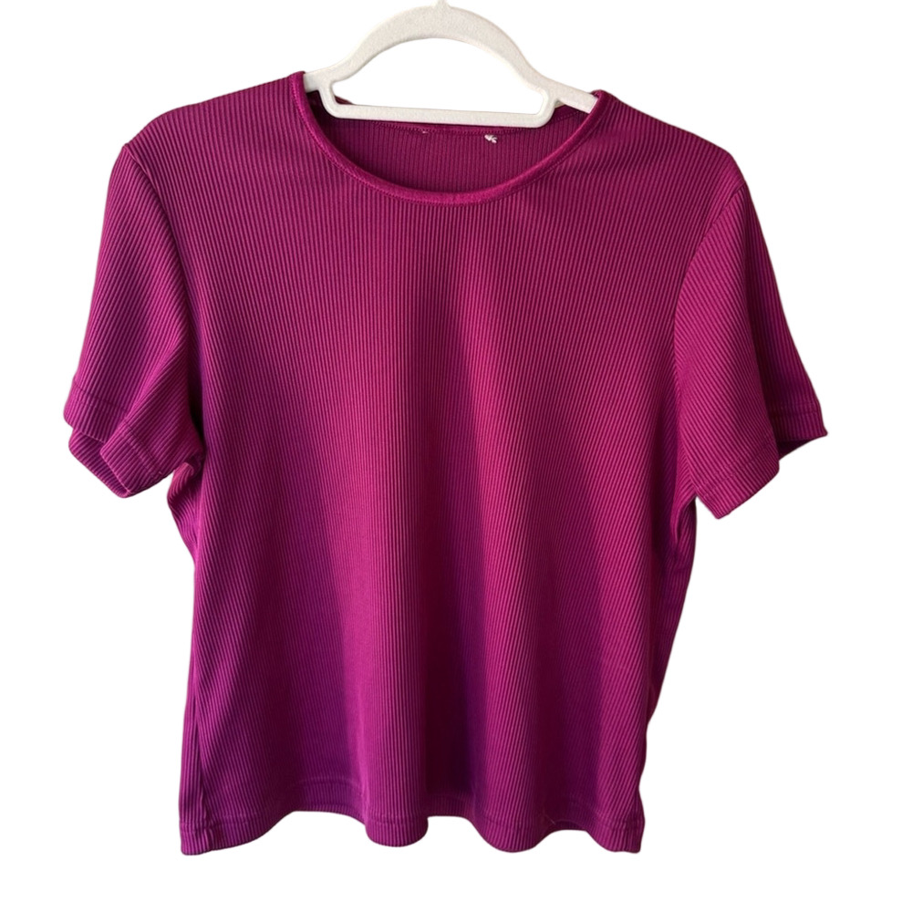 Source Unknown Pink Short Sleeve Stretch Tee Women’s XL L Streetwear Essentials